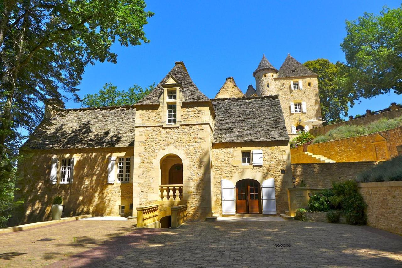 Château La Carrière Saint-Cyprien  Extérieur photo