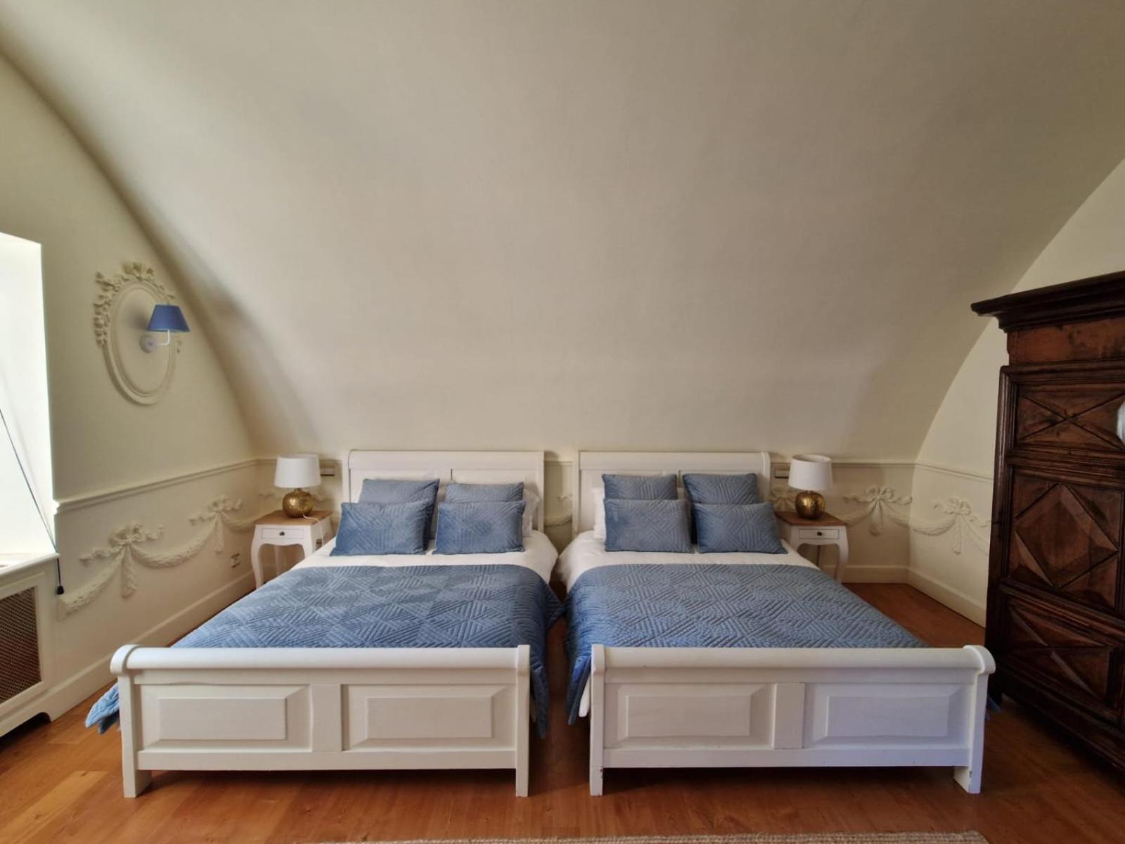 Château La Carrière Saint-Cyprien  Extérieur photo