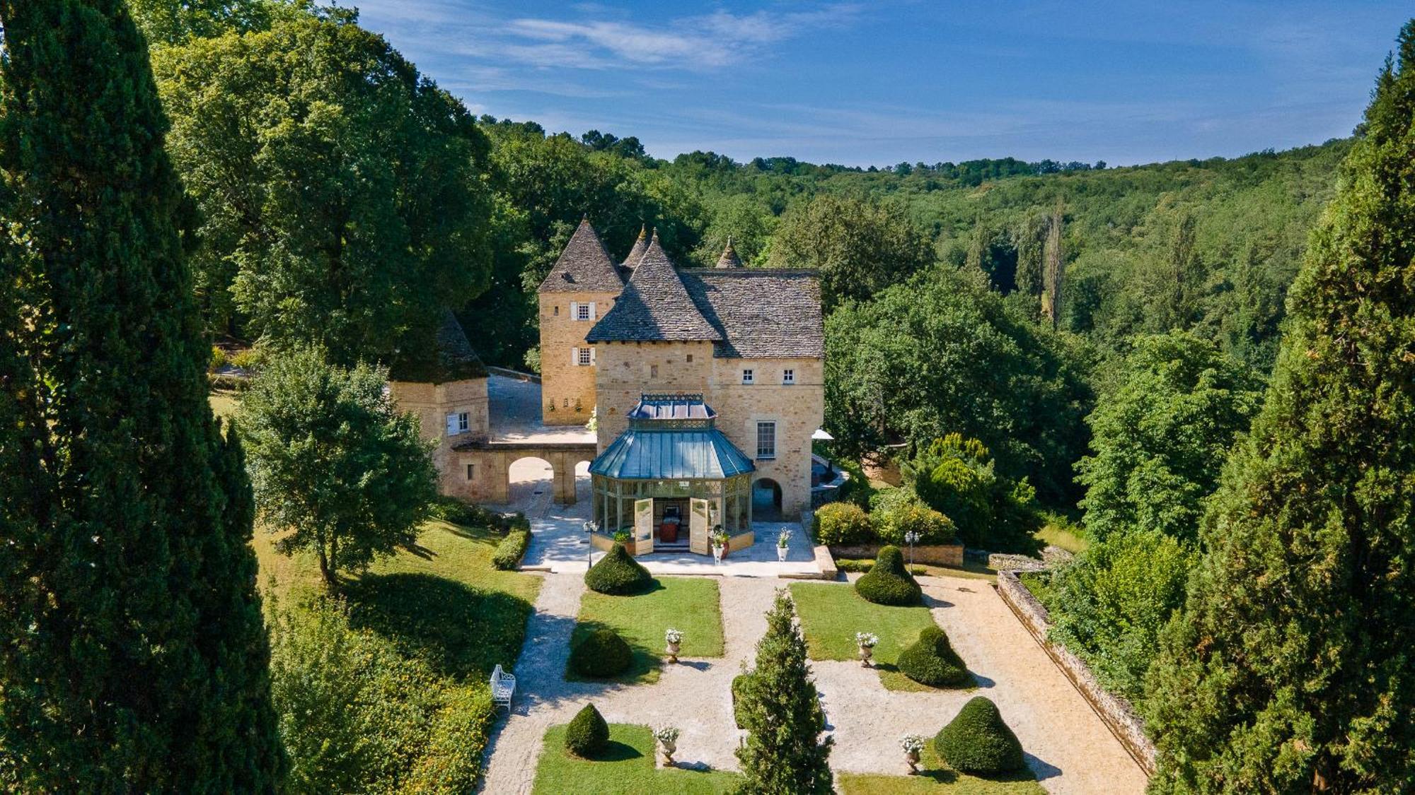 Château La Carrière Saint-Cyprien  Extérieur photo